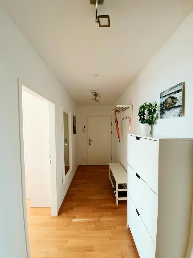 Near Lake Two Bedroom Fully Furnished Apartment Виена Екстериор снимка